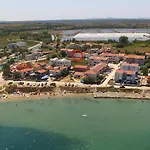 With Parking Space Nin, Zadar - 11402 Apartment *